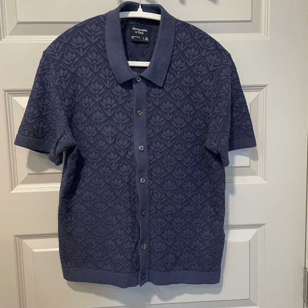 Abercrombie navy blue sweater button down, size XS